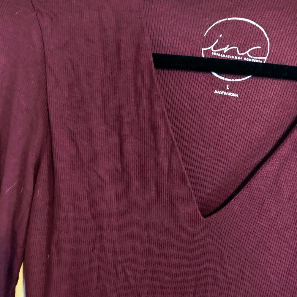 INC purple v neck top with half sleeves size large, ribbed top